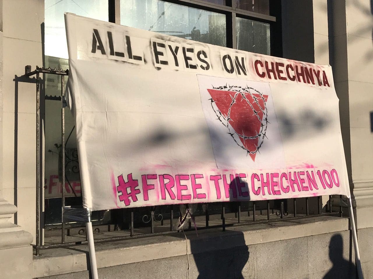 El drama de los hombres gay en Chechenia