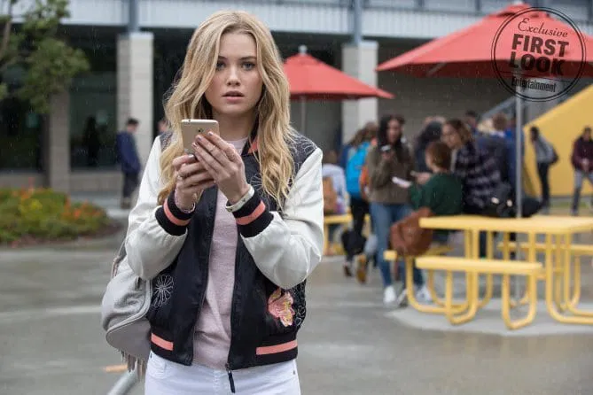 Karolina Dean Runaways