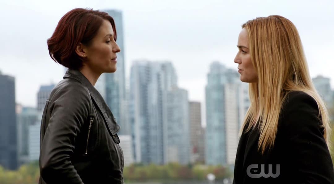 Alex y Sara despidi&eacute;ndose