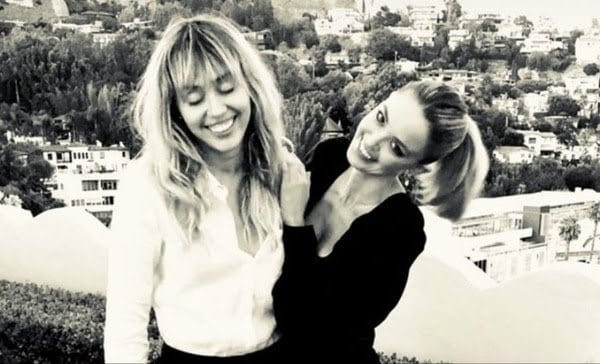 Kaitlynn Carter celebra su cumplea&ntilde;os 31 junto a Miley Cirus