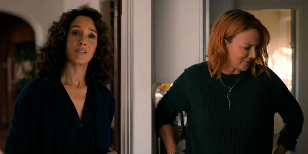 Tina y Bette discutiendo