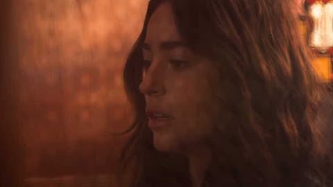 Aster confes&aacute;ndose