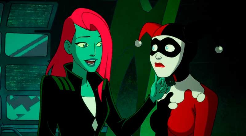 Poison Ivy consolando a Harley Quinn