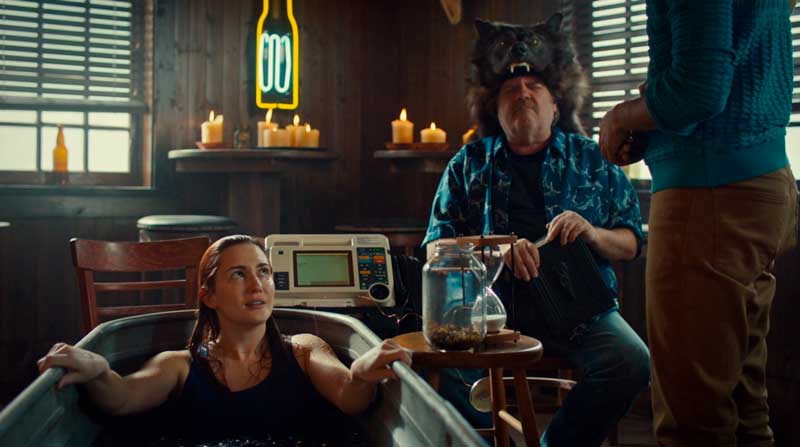 Nicole Haught en la bañera