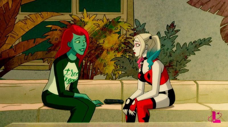 Poison Ivy y Harley Quinn platicando