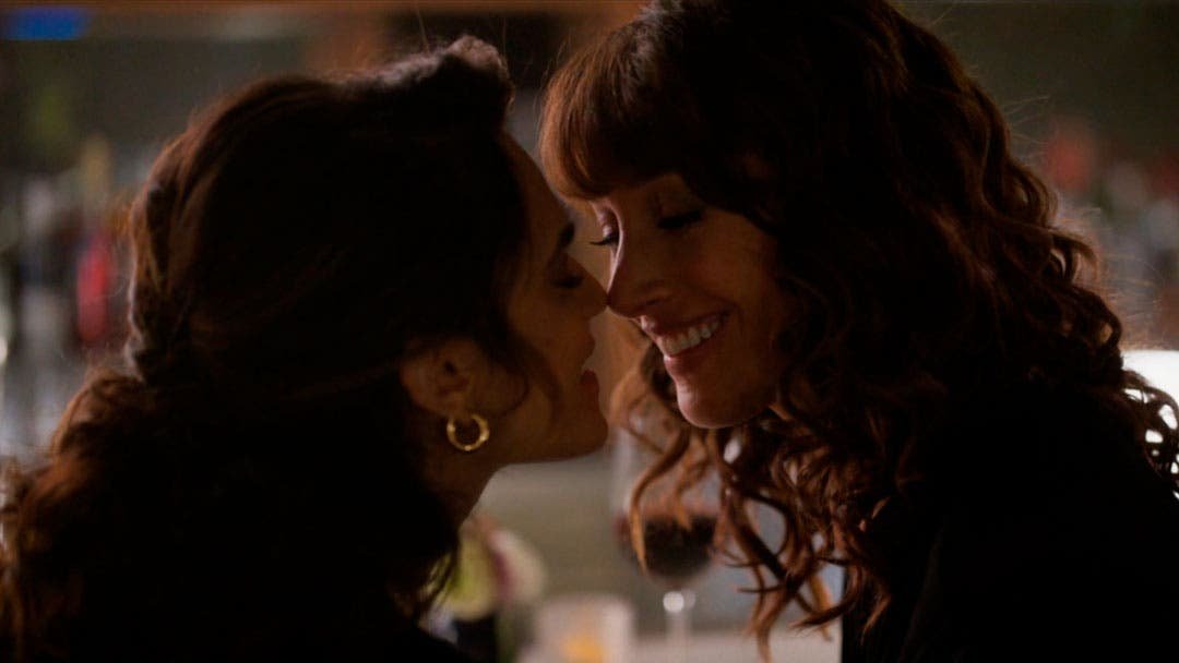 The L Word: Generation Q resumen de episodio 2×01 «Late to the Party»