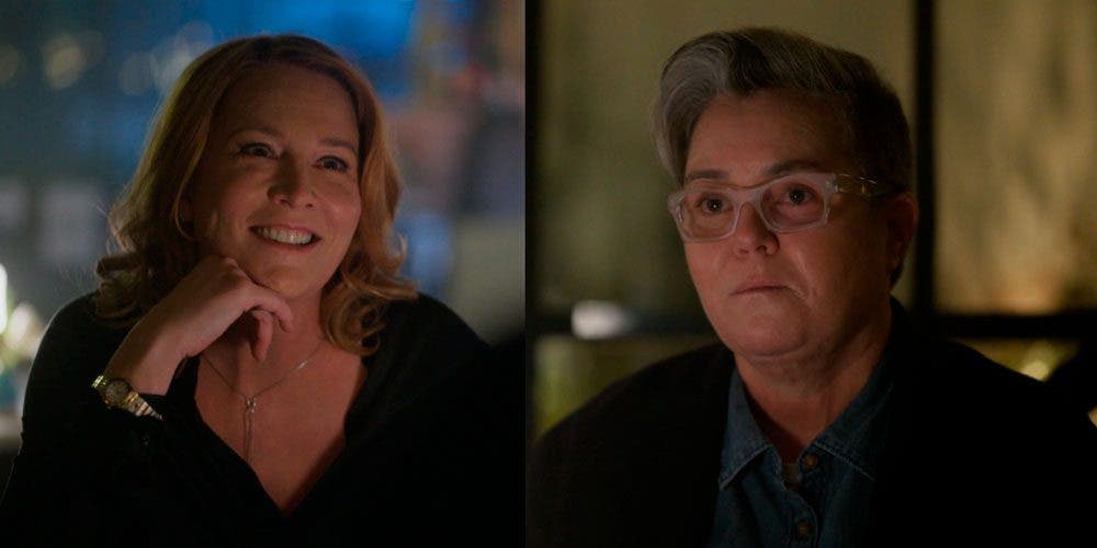 Carrie y Tina cenando