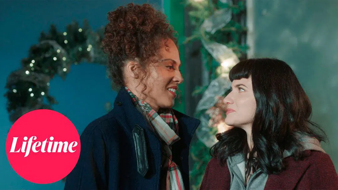 Pareja lésbica de Under the Christmas Tree