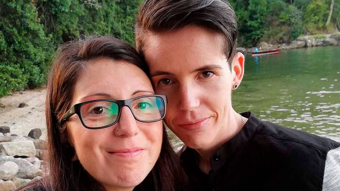 pareja l&eacute;sbica