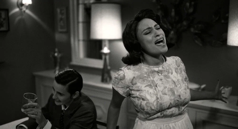 Sophie cantando
