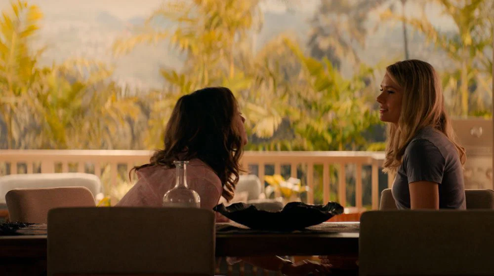 Jane y Kate hablando