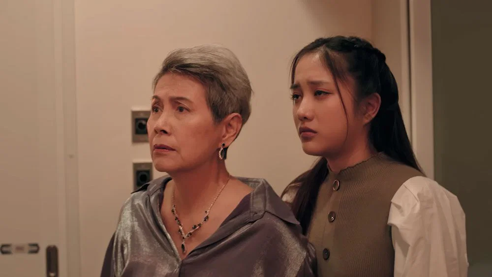 Sam y su abuela se enteran de lo mal que está su nieta