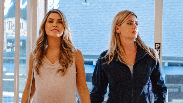 Protagonistas de la película lésbica You're Not Supposed to Be Here