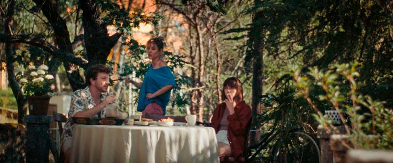 Maggie Civantos y Aura Garrido