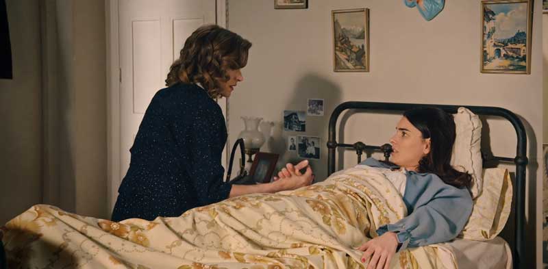 Marta y Fina hablando de su futuro