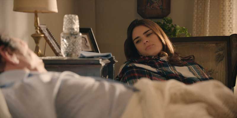 Fina cuidando de Isidro