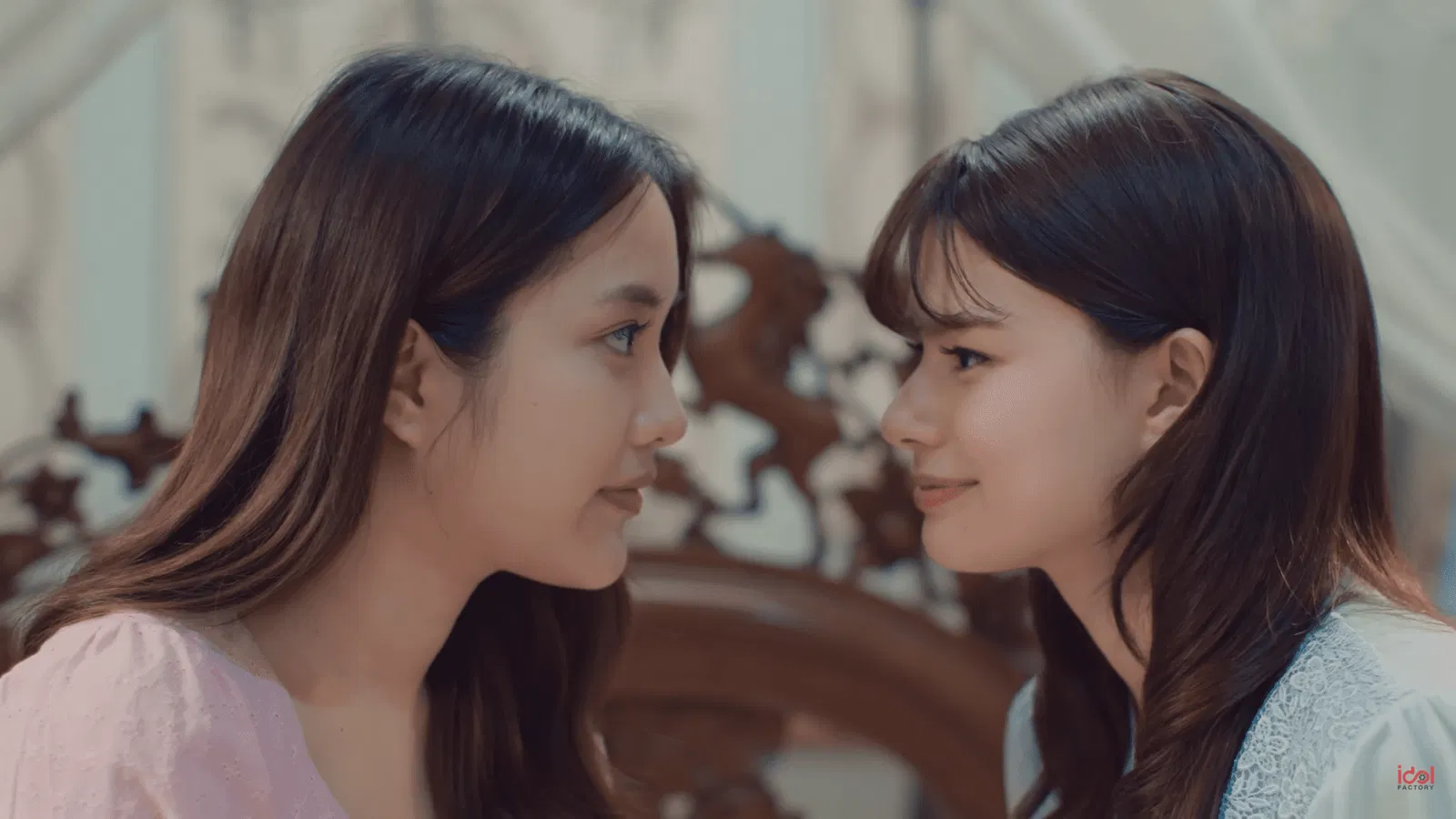 Anin quiere pasar la noche junto a Pin