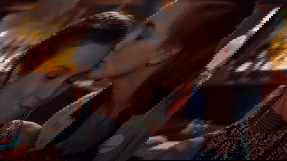 Waverly y Nicole en la segunda temporada de Wynonna Earp