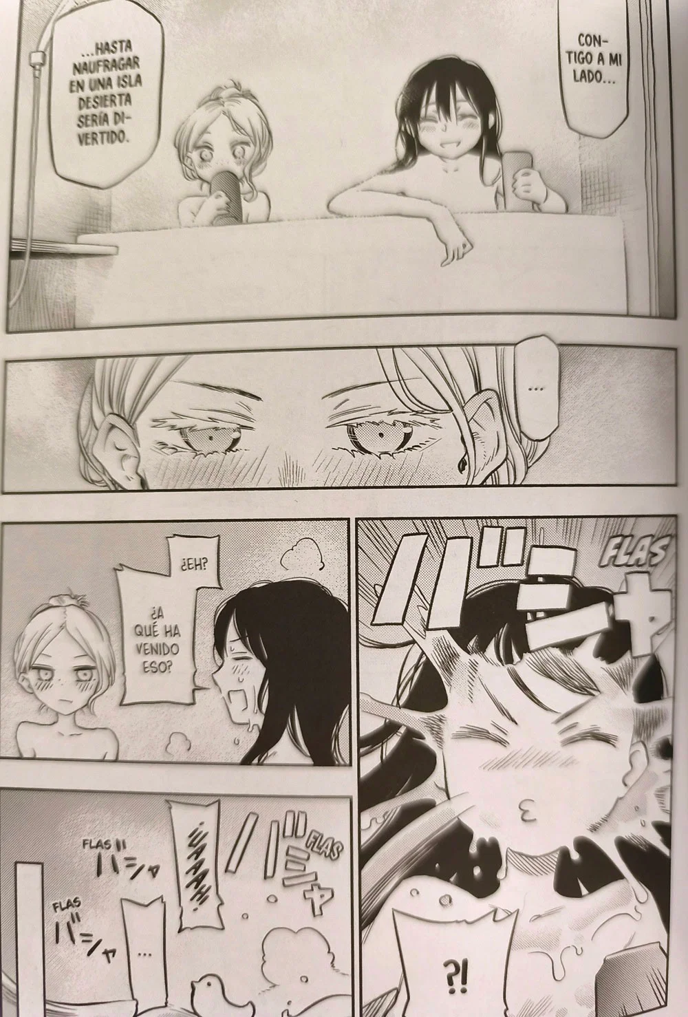Senpai y la Mangaka disfrutando de una ducha juntas